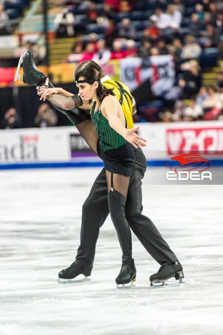 Ice Gallery Skates U.S.